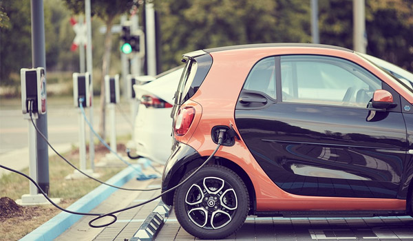 Inteligentne zarządzanie ładowaniem pojazdów elektrycznych (protokół OCPP)